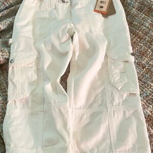 Ruff Hewn Women's Cream Cargo Bermudas